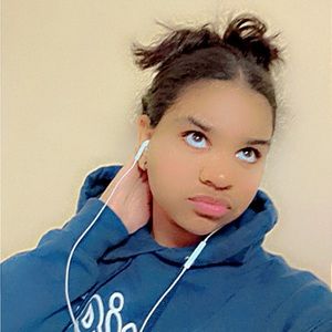 Meet your Posher, Adelice